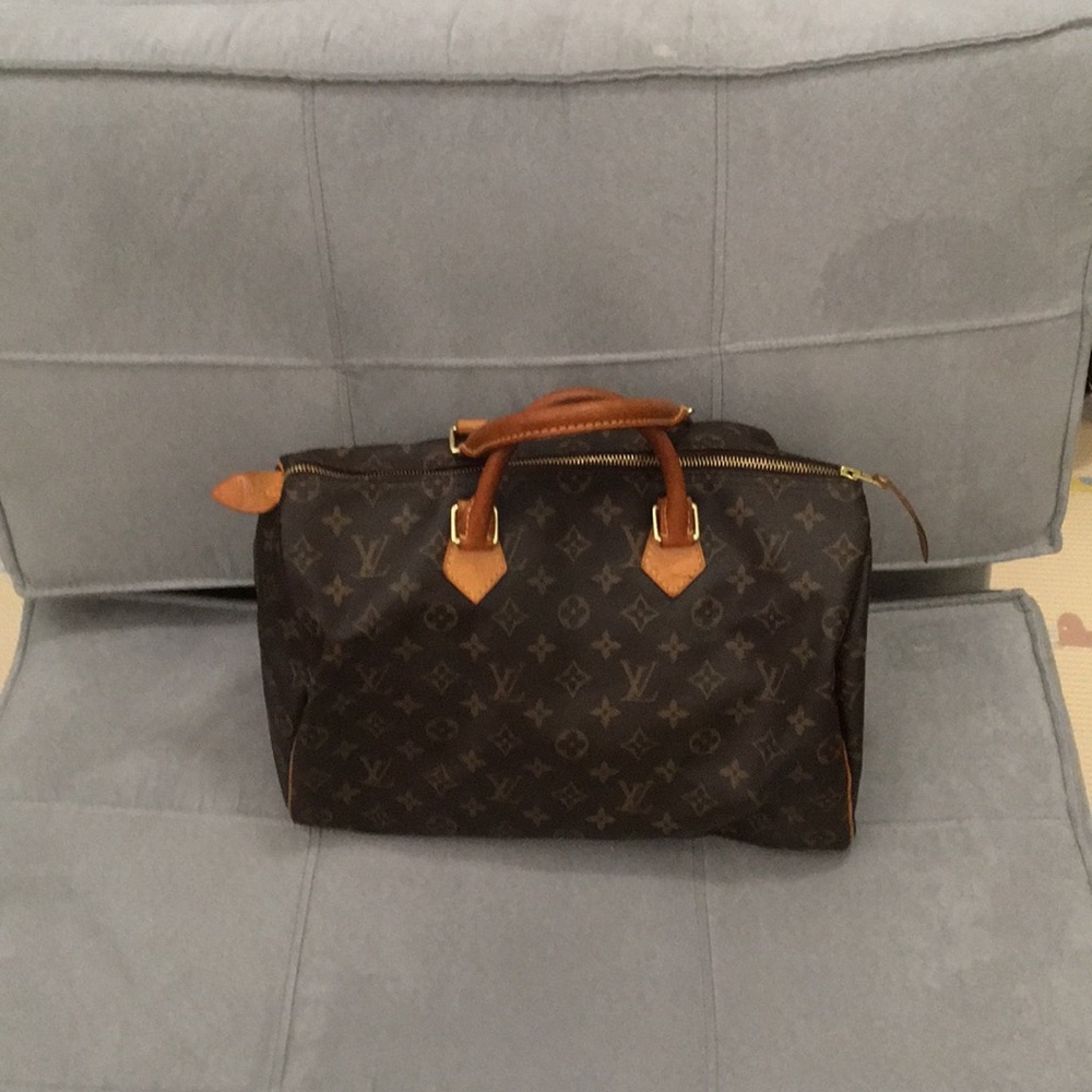 Louis Vuitton speedy 35
